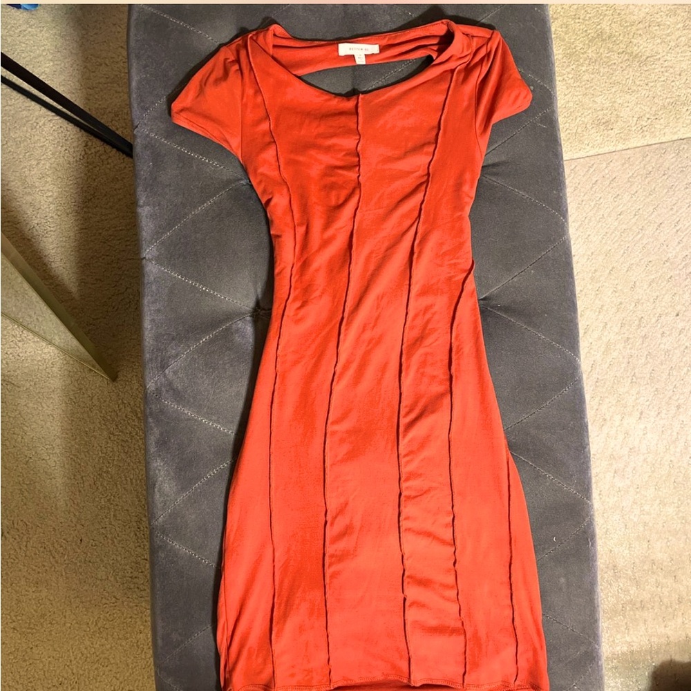 🐅BETTER BE SIZE S BODYCON DRESS WITH LACE UP BACK🐅